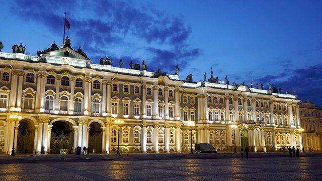 Безплатна електронна виза за Санкт Петербург