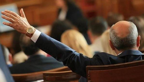 Днес са дебатите по четвъртия вот на недоверие към правителството