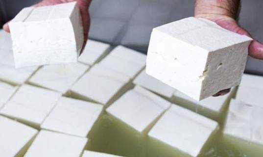 Мащабни проверки за качеството на сиренето в търговската мрежа