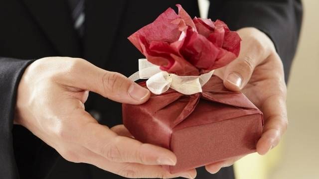 Какво искат дамите за празника на влюбените