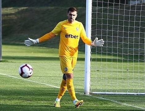 Владислав Стоянов се завръща в „Лудогорец“ за мачовете с „Интер“