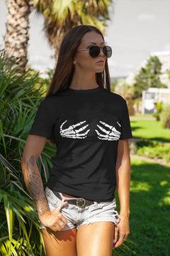 Забавна Тениска с Щампа на Ръце на Скелет