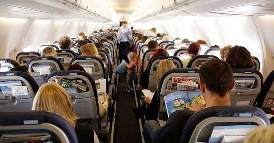 Как да се предпазим от болести при пътуване със самолет