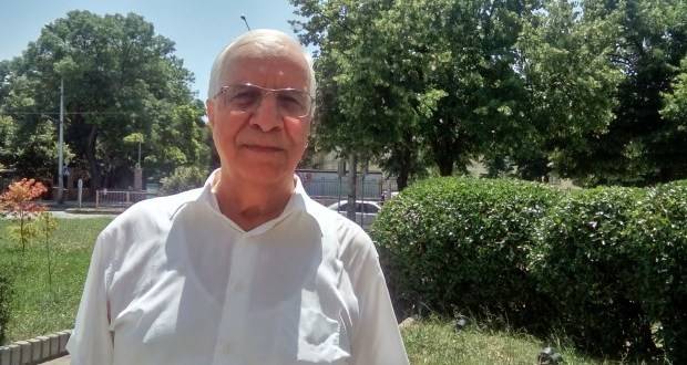 Проф. Чирков: Усмихнатите и любезните живеят 12-13 години повече от злобните и завистливите