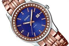 Дамски аналогов ръчен часовник Casio LTP-1358R-2A. Стоманена верижка