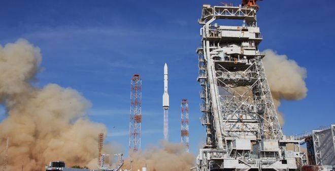 Отложиха първото изстрелване на Протон с два месеца заради некачествени компоненти