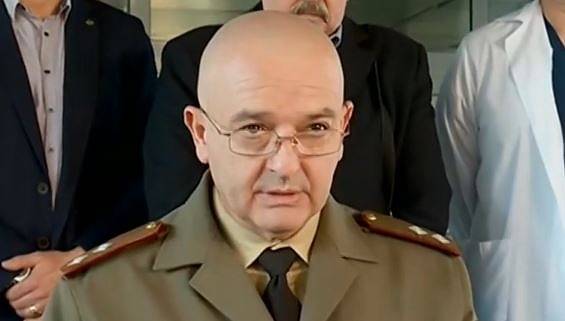 Мъжът с коронавирус в „Пирогов“ е в критично състояние