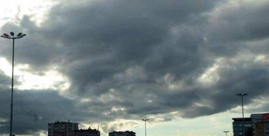 Днес облачно с валежи. Максималните температури ще са между 3° и 8°