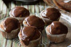 Безглутенови къпкейкове с тахан и глазура