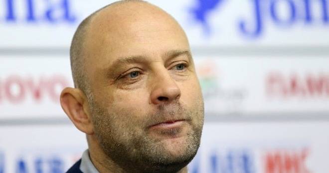 Трима баскетболисти с положителни проби за коронавирус, племеник на Тити Папазов е между тях