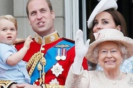 Кралица Елизабет II слиза от престола, принц Уилям поема управлението