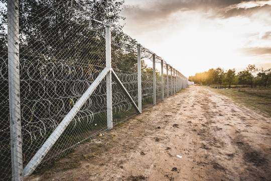 България затваря границите си за граждани на рискови държави