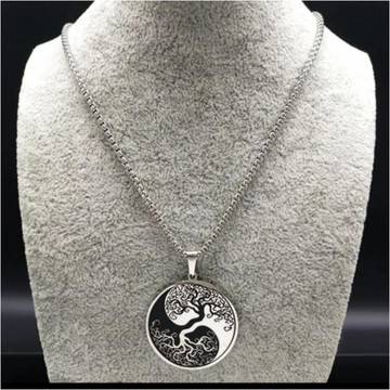 Колие с медальон