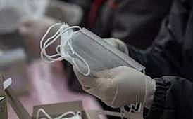 Прокуратурата погна аптека в София, продавала обикновена маска за 10 лв.