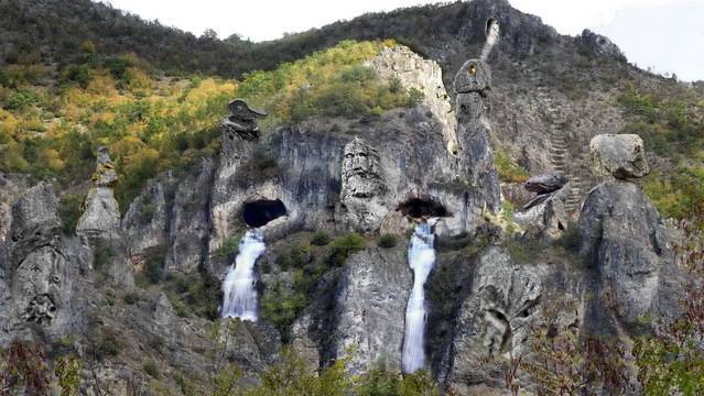 Мегалити, древни каменни съоръжения, светилища и олтари,