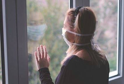 Над 40% от световното население е в социална изолация