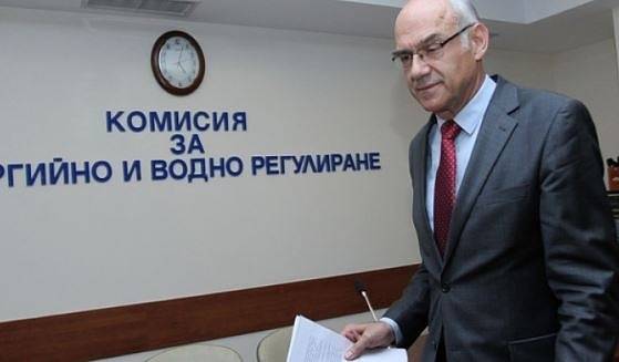 КЕВР решава за цените на газта, парното и топлата вода утре