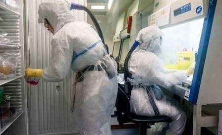 Ново изследване: Коронавирусът издържа дълго във въздуха – намират го в празни стаи след часове!