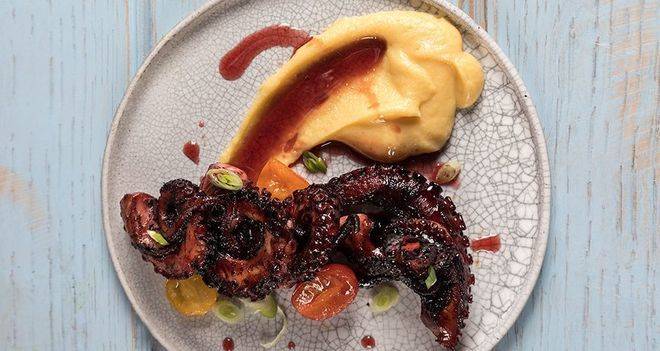 Октопод запържен във вино