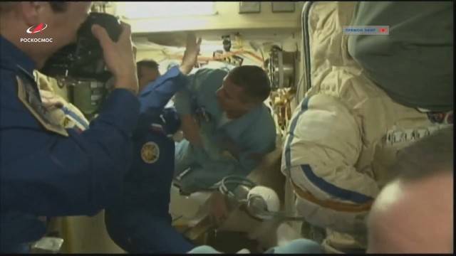 УСПЕХ: Корабът Союз МС-16 се скачи с МКС, космонавтите са на борда на станцията!