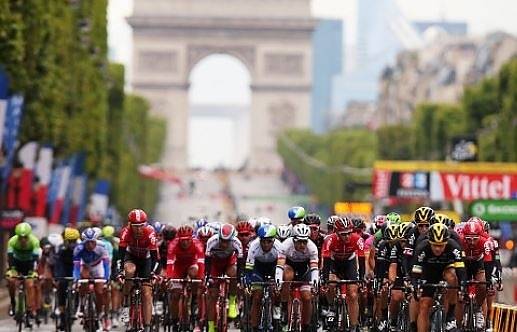 Отлагат „Тур дьо Франс“ заради удължаването на извънредното положение