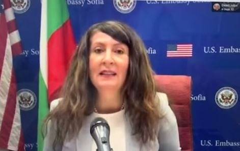 Посланик Херо Мустафа: Трябва да сте горди как България се справя с епидемията