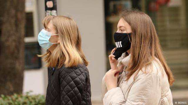 Коронавирус: знаем само за 6% от всички заразени, твърдят германски учени