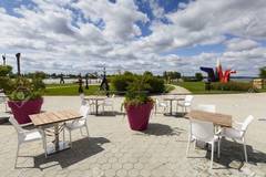 Как да направите печелившо външното пространство на сладкарницата и кафенето