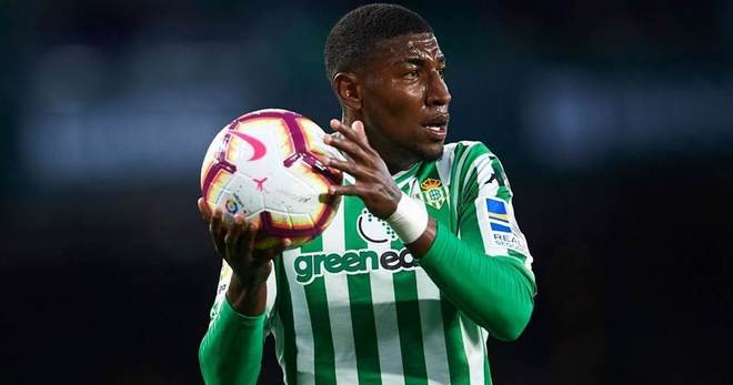 Тотнъм проявява интерес към бранител на Барселона