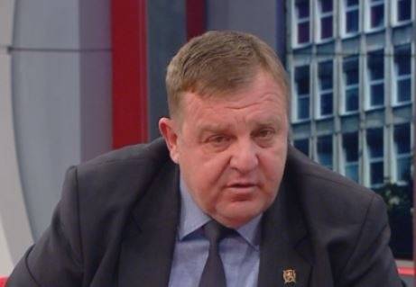 Вицепремиерът Каракачанов подкрепя облекчаването на забраната за посещение на паркове и градини