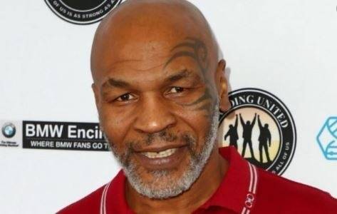 Майк Тайсън се завръща на ринга