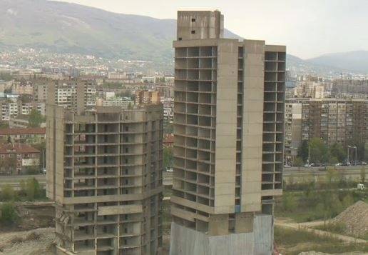 НА ЖИВО: Взривяването на ИПК „Родина“