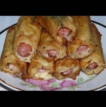 Сочни кренвирши в хрупкава коричка