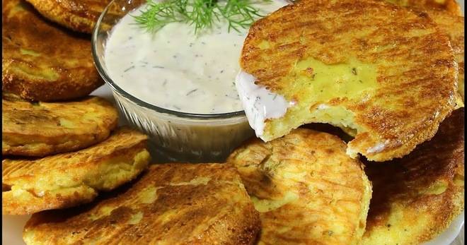 Картофени кюфтета с извара на фурна