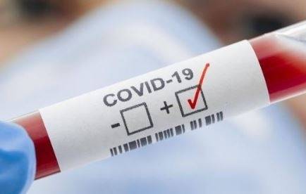 Още двама починали с COVID-19, общо заразените са 1555