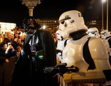 Фенове отбелязват деня на „Междузвездни войни“