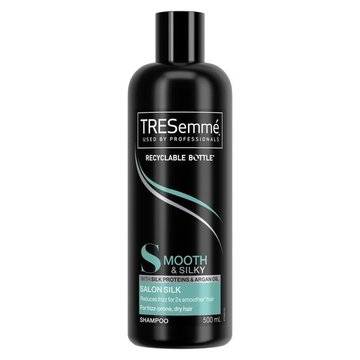 TRESemme Smooth Salon Silk Shampoo Изглаждащ шампоан с копринени протеини 500 ml