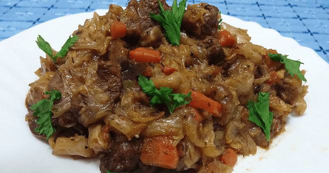 Свинско с прясно зеле