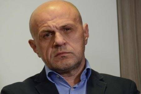 Томислав Дончев – пета колона на Иво Прокопиев в правителството