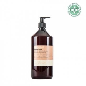 ШАМПОАН ЗА ЧУВСТВИТЕЛЕН СКАЛП ROLLAND INSIGHT SENSITIVE SKIN SHAMPOO 900ML