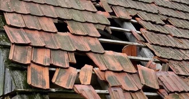 Опитна бригада за ремонт на покриви