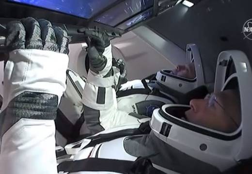 Гледайте на ЖИВО: Историческата мисия на НАСА до Международната космическа станция