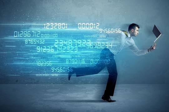 Коя е най-бързата Интернет скорост в света? (1000 филма в секунда)