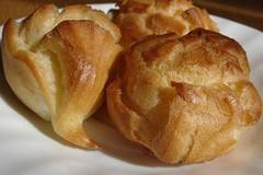 Домашни еклерчета с вълшебен крем