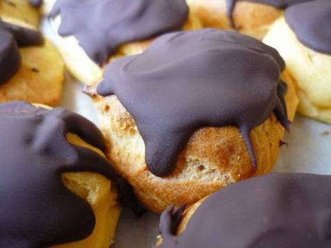 Еклери с крем карамел и шоколад