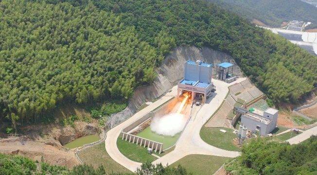 Китайските проекти за кислородно-метанови двигатели сериозно напредват