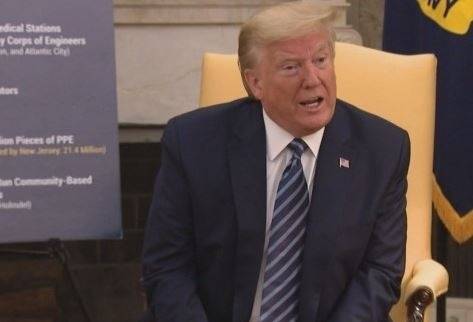 Рейтингът на Тръмп спада драстично заради протестите и кризата с COVID-19