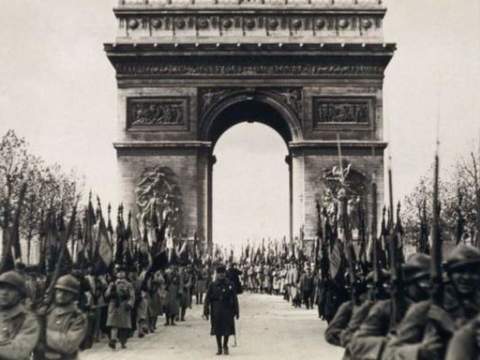 Фалшивият Париж, за който никога не сте чували