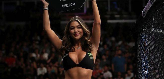 Снимки на сексапилната Ариани Селесте