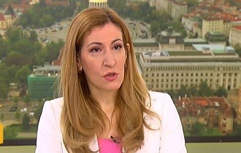 Ангелкова: Цялата партия сме зад гърба на премиера